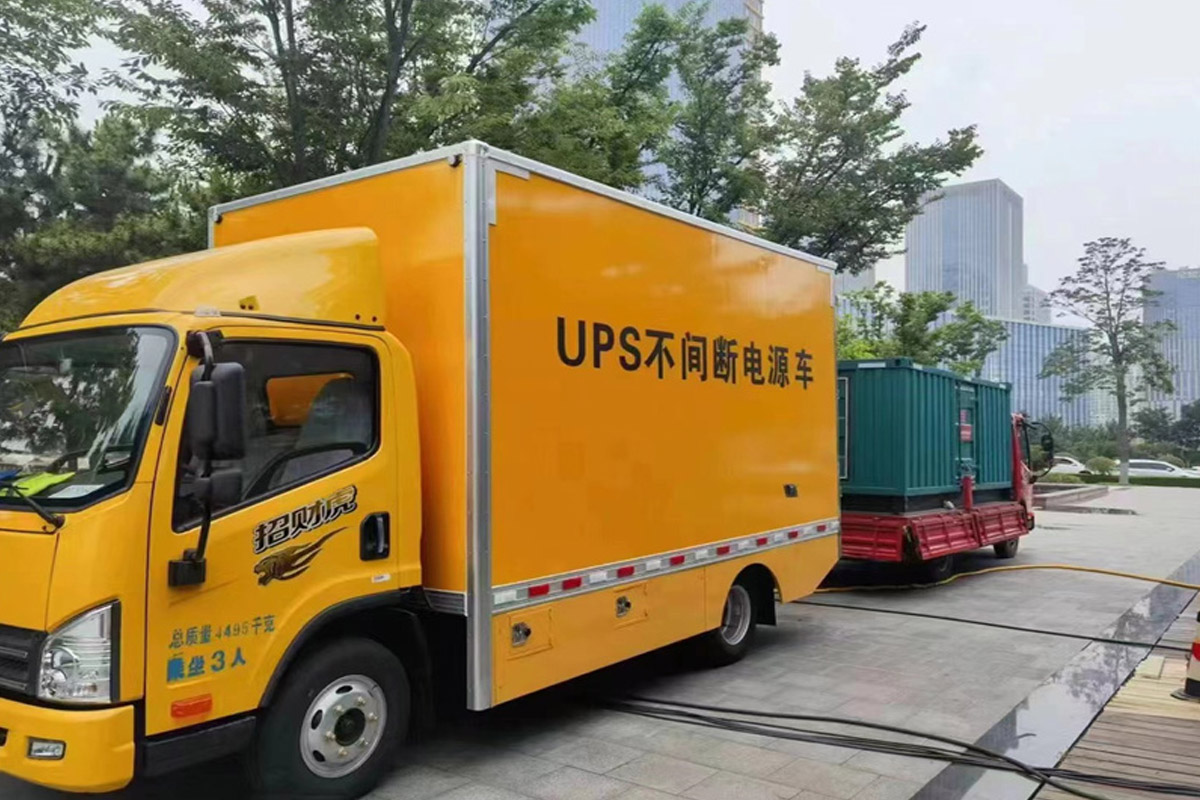 福绵发电机租赁施工现场